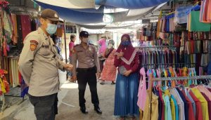 Berikan Rasa Aman Bagi Pengunjung Pasar, Polsek Diwek Lakukan Patroli Rutin