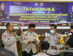 Tingkatkan Kinerja, Bhabinkamtibmas Polres Jombang Dilatih Aplikasi BOS Versi 2