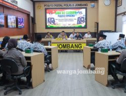 Polres Jombang Gelar Jum’at Curhat dengan Pengurus PGRI Jombang