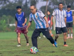 Di Tengah Bursa Ketum PBNU, Gus Salam Curi Perhatian dengan Kecintaannya pada Argentina dan Sepak Bola